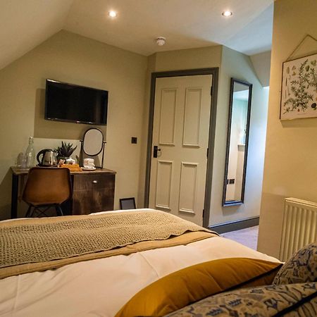 Kings Arms Hotel 斯坦斯特德芒特菲奇特 外观 照片