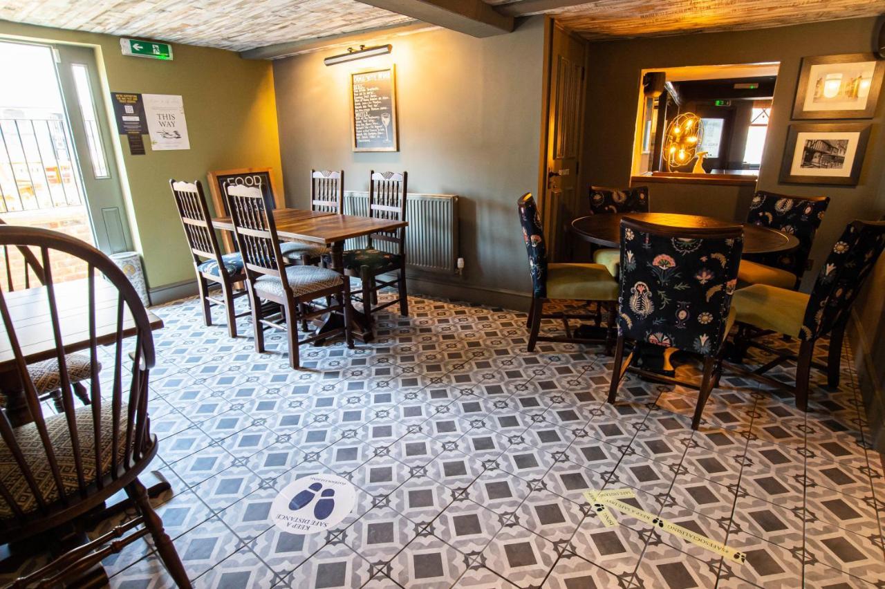 Kings Arms Hotel 斯坦斯特德芒特菲奇特 外观 照片