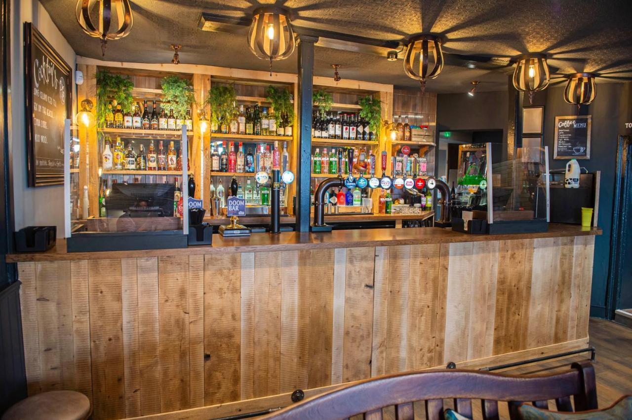 Kings Arms Hotel 斯坦斯特德芒特菲奇特 外观 照片